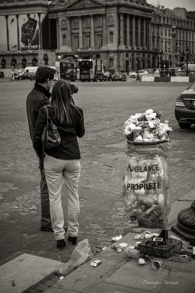 " Silence on tourne ! " Paris