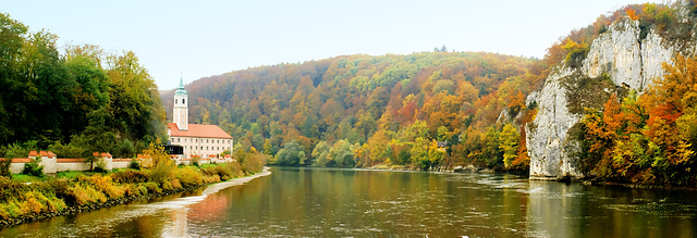 Kloster Weltenburg am Donaudurchbruch. ©UdoSm