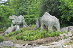 crystal palace dinosaurs, london