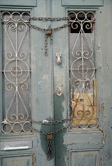 Vila real de Santo António, quaint and old door