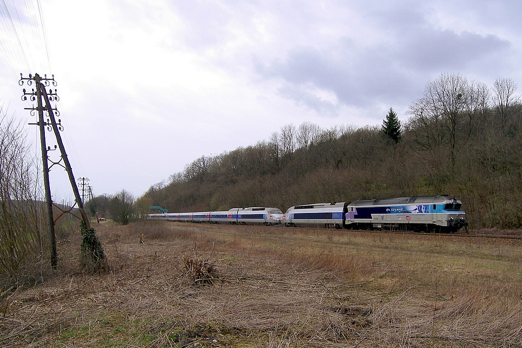 TGV sur la ligne 4