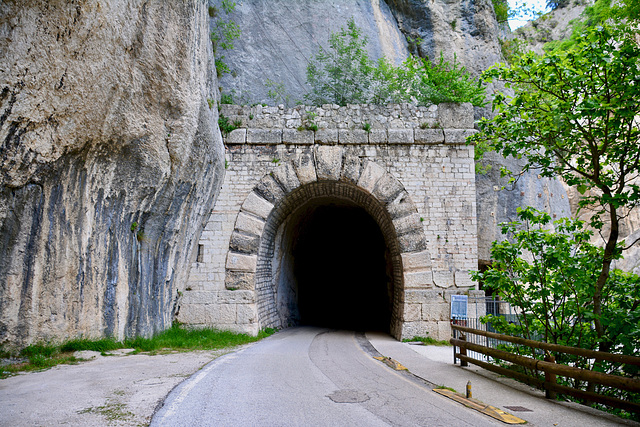 Furlo Pass 2017 – Tunnel
