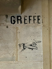 Paris 2024 – Conciergerie – Manicule