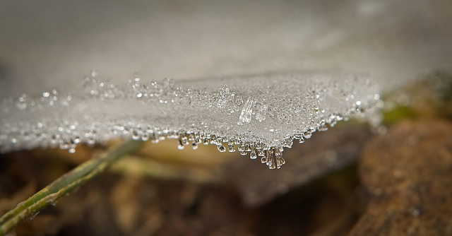 Die gebrochene Eisdecke :)) The broken ice cover :)) La couverture de glace brisée :))