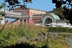 Wien - Die U-Bahn-Station Karlsplatz