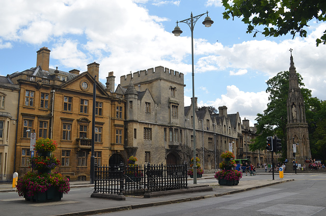 Oxford, St. Giles' and The Martyrs' Memorial