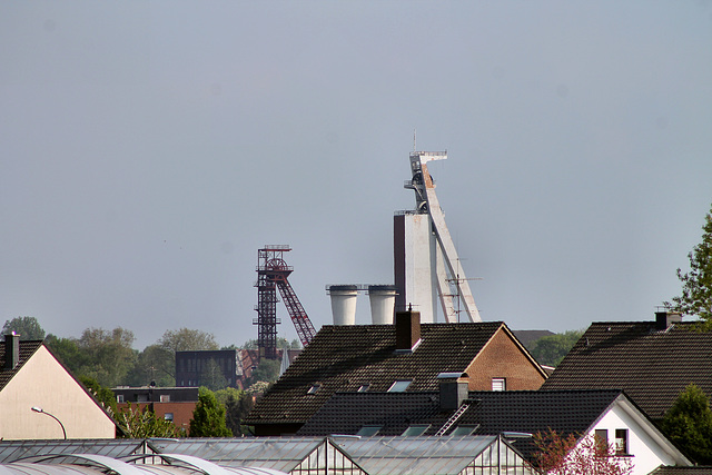 Blick auf die Zeche Schlägel & Eisen 3/4/7 (Herten) / 22.04.2018