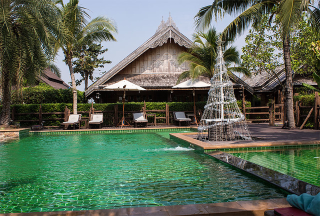 Baan Baitan Resort