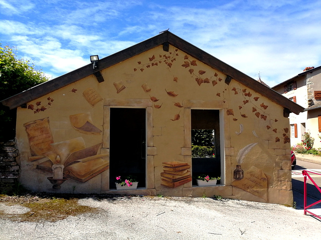 Le lavoir - The washhouse HWW [EXPLORER]