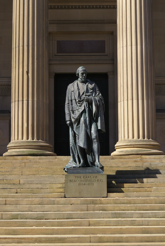 disraeli statue, liverpool