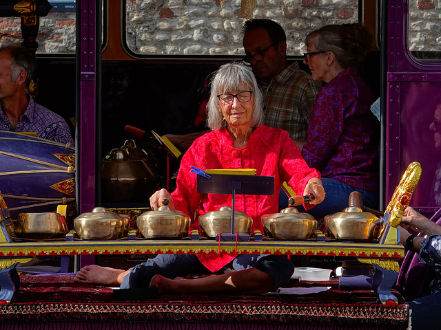 Gamelan Bus