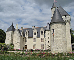 dernière image du chateau DU RIVAU