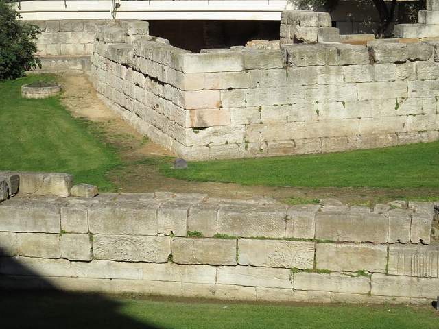 Jardin des Vestiges, 3.