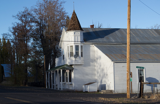 Surprise Valley, CA Eagleville (0825)
