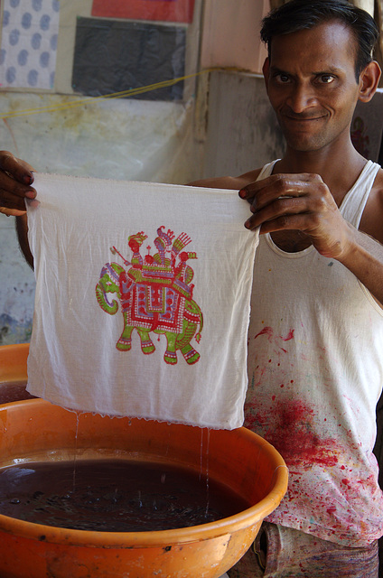 Demonstration of hand-block printing 3