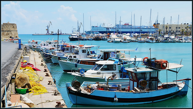 #14 Heraklion, Grecia -  CWP - Contest Without Prize "Häfen"