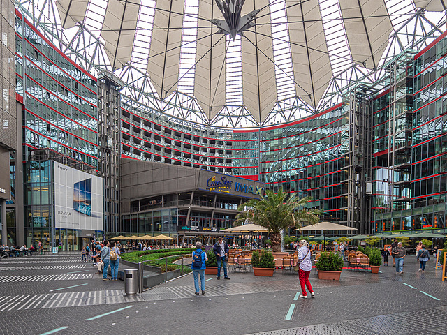 Sony Center, Berlin (HFF)