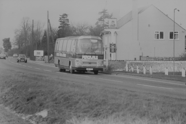 Percivals Motors 74 (XWL 539 ex CJO 322V) on the A11 at Barton Mills – 5 Apr 1985 (15-1) Percivals Motors 74 (XWL 539 ex CJO 322V) on the A11 at Barton Mills – 5 Apr 1985 (15-1)