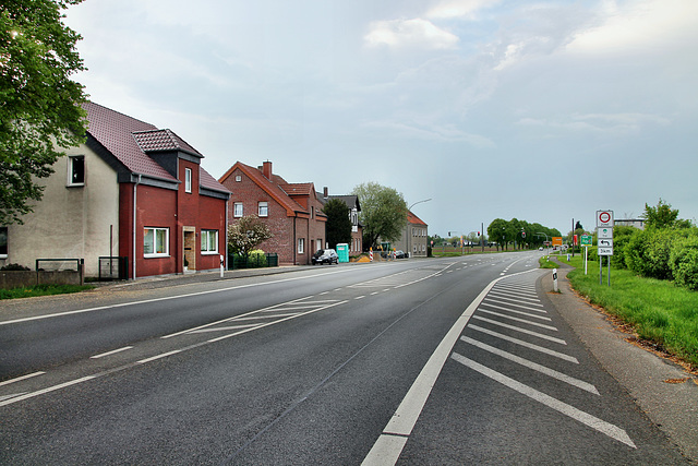 B225 Recklinghäuser Straße (Marl) / 22.04.2018