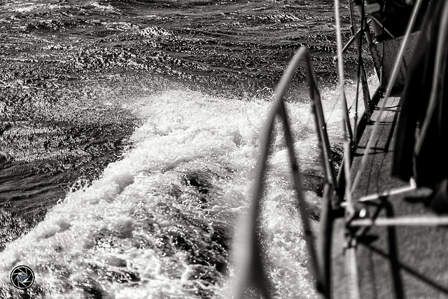 Crossing into the reef