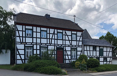 DE - Euskirchen - Fachwerk in Palmersheim