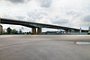 Berliner Brücke der A59 über dem Hafengebiet (Duisburg-Meiderich) / 22.07.2023