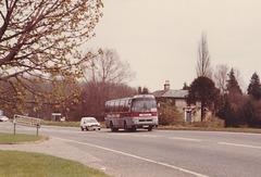 Percivals Motors 79 (LWL 743W) on the A11 at Barton Mills – 20 Apr 1985 (14-13)