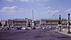 Paris (75). Juin 1973. Place de la Concorde. (Diapositivre numérisée).