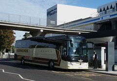 Richmond's Coaches HDT 375 in Stevenage - 25 Sep 2022 (P1130324)