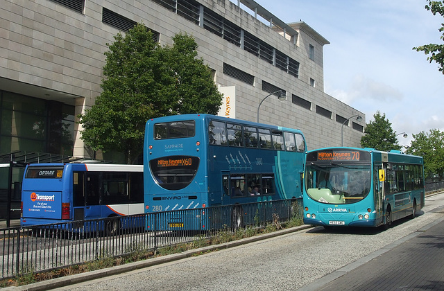 DSCF4962 Buses in Milton Keynes - 1 Sep 2016 DSCF4962 Buses in Milton Keynes - 1 Sep 2016