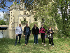 visite du chateau de la Mothe Chandeniers avec des amis