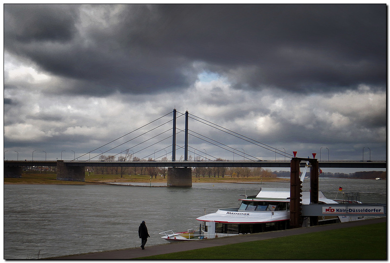 Theodor-Heuss-Brücke