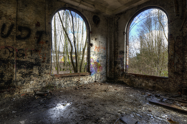 Panoramafenster im alten Lokschuppen