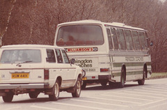 Percivals Motors/Abingdon Coaches 5615 RO on the A11 east of Barton Mills – 14 April 1985 (14-10)