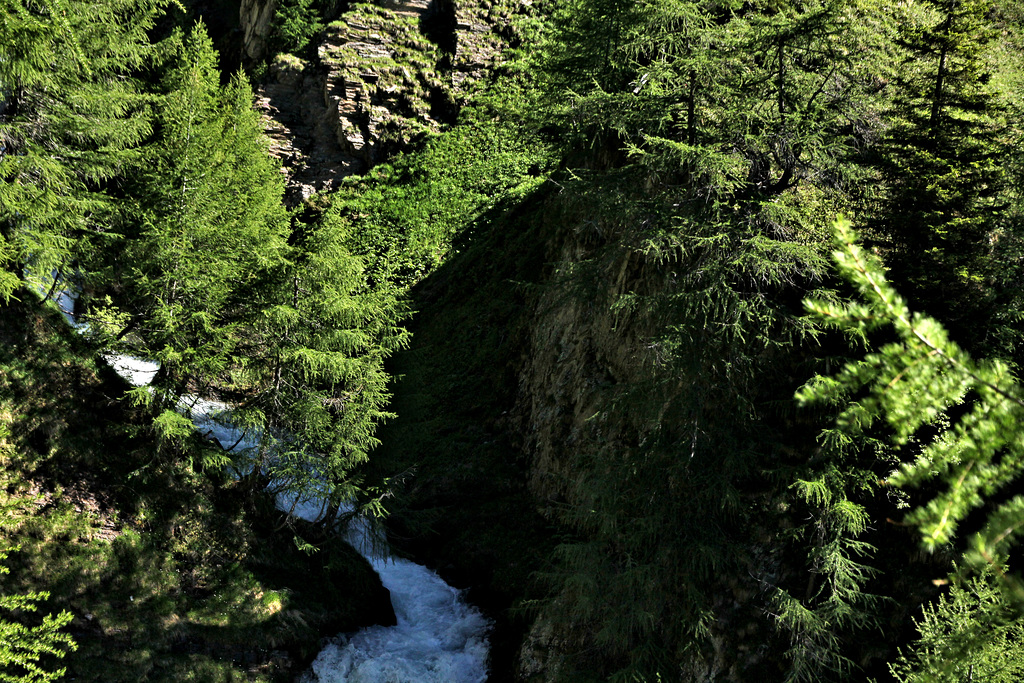 Bergbach in der Schramme