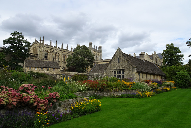 Christ Church Memorial Gardens And College