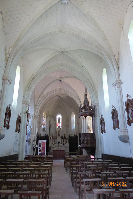 Eglise Saint-Martin MONTFLOURS Mayenne 2/4