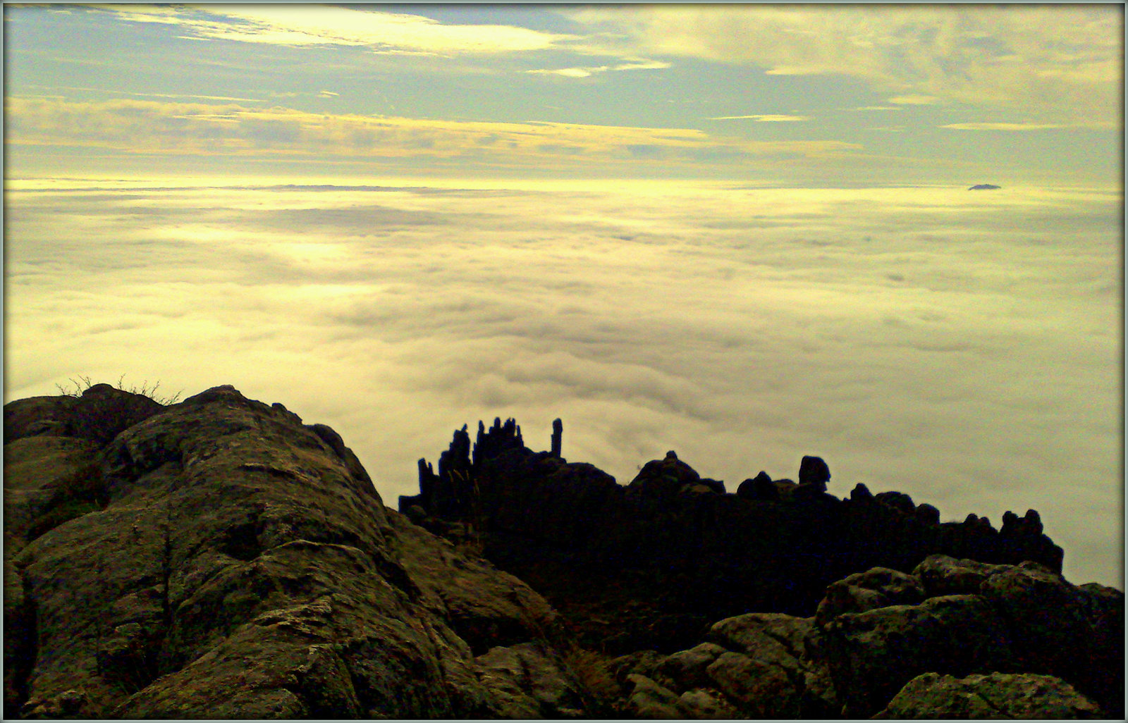 High above the cloud / fog. Las Agujas de El Cancho Gordo. Madrid under a thick blanket of fog.