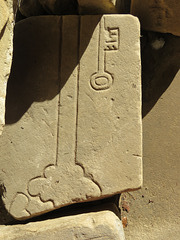 bakewell  church, derbs (88)c13 cross slab with key