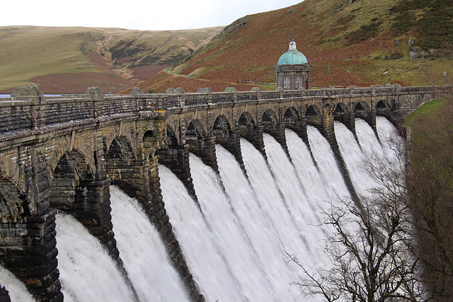 Craig-goch dam