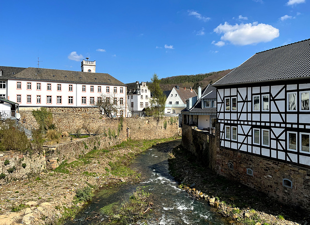 DE - Bad Münstereifel - Blick auf die Erft