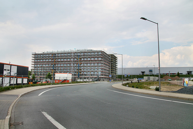 Grete-Schickedanz-Straße, ehemals Gelände des Opel-Werks I (Bochum-Laer) / 7.05.2022