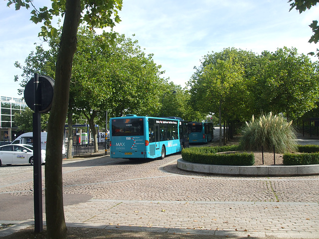 DSCF4940 Arriva the Shires BU06 HSN in Milton Keynes - 1 Sep 2016 DSCF4940 Arriva the Shires BU06 HSN in Milton Keynes - 1 Sep 2016