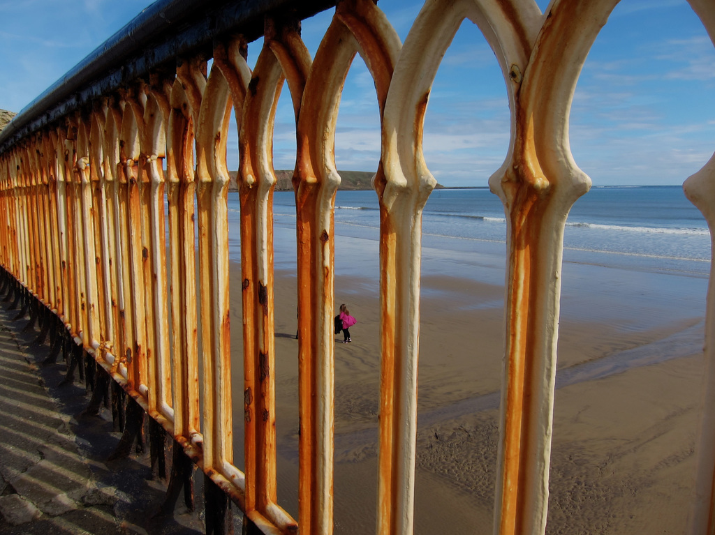 A promenade fence