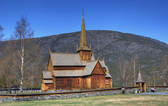 Lom stave church