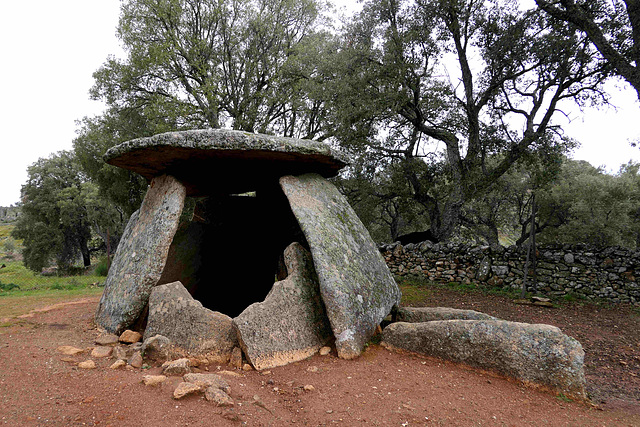 Valencia de Alcántara - Dolmen del Mellizo