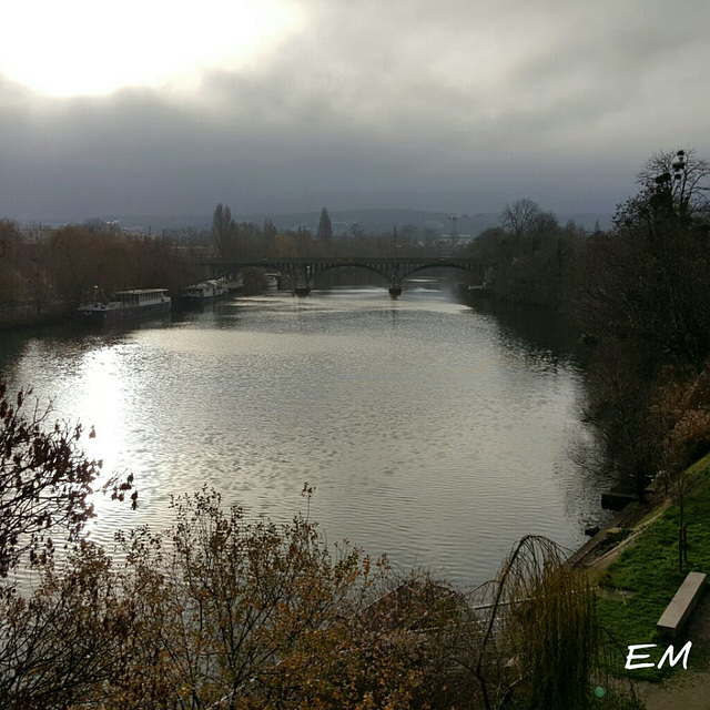 Vue sur la Seine en décembre