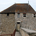 Château de Dourdan: vue latérale d'une des 2 tours du châtelet