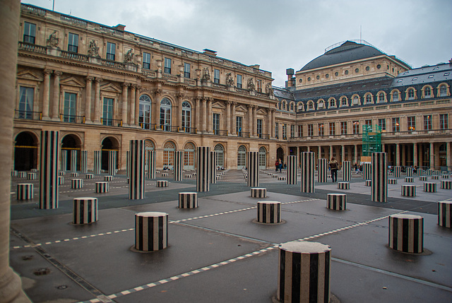 Colonnes de Buren, Palais-Royal - IMG--9293