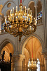 Lustres de Notre-Dame de Paris , restaurés dans les ateliers de Mathieu Lustrerie .